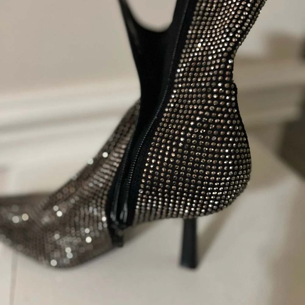✨ Steve Madden Rhinestone Statement Boot - Picture 3 of 9